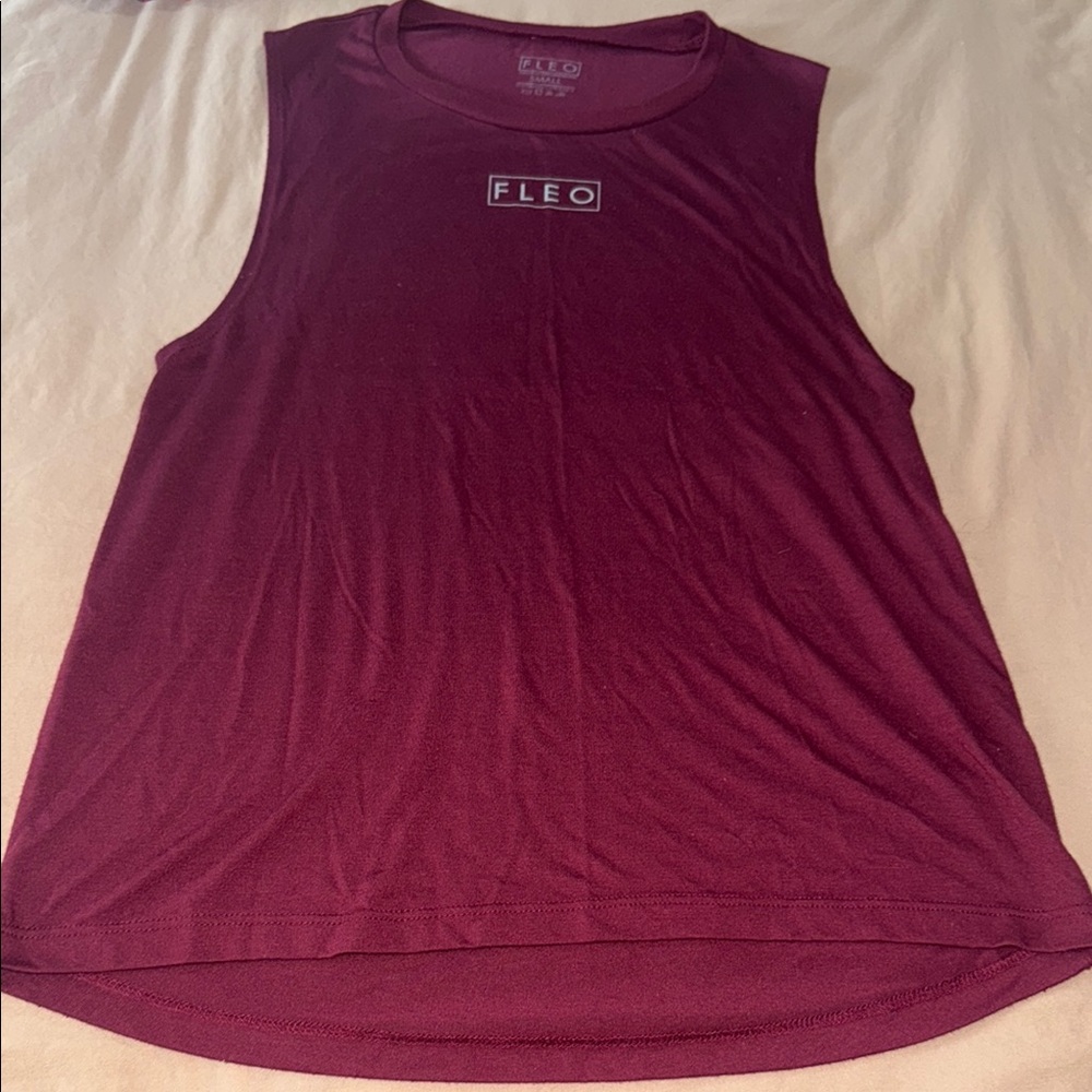 Fleo Red Muscle Tee Relaxed Sleeveless Top